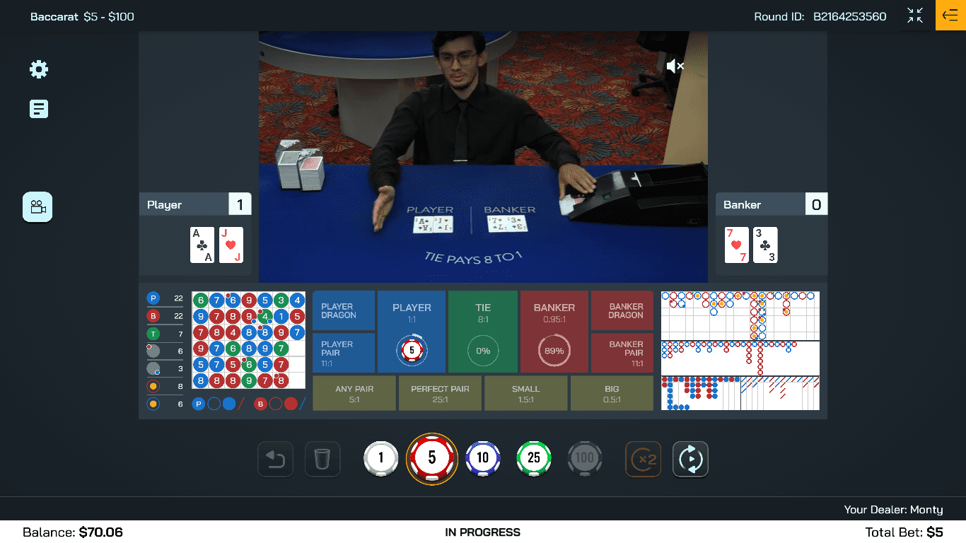 Live Dealer Baccarat Table